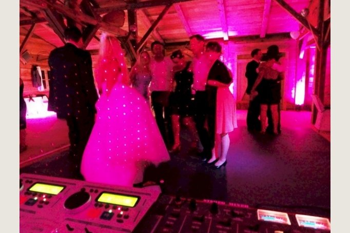 DJ HOASI - DER HOCHZEITSPROFI